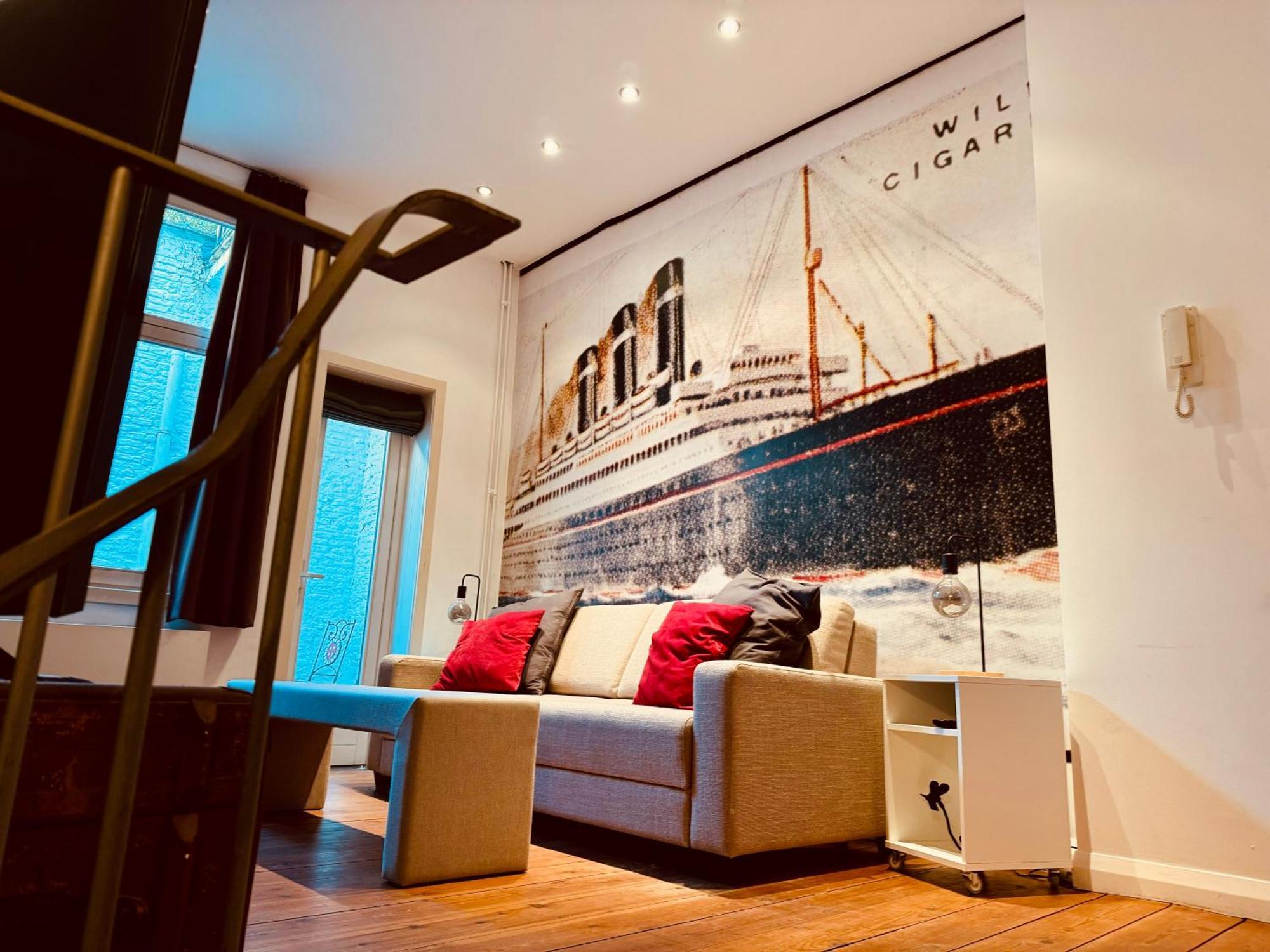 أنتويرب B&B Bedstarline المظهر الخارجي الصورة